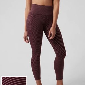 Athleta Salutation Stash Pocket Textured 7/8 Tight Medium Petite Spiced Cabernet
